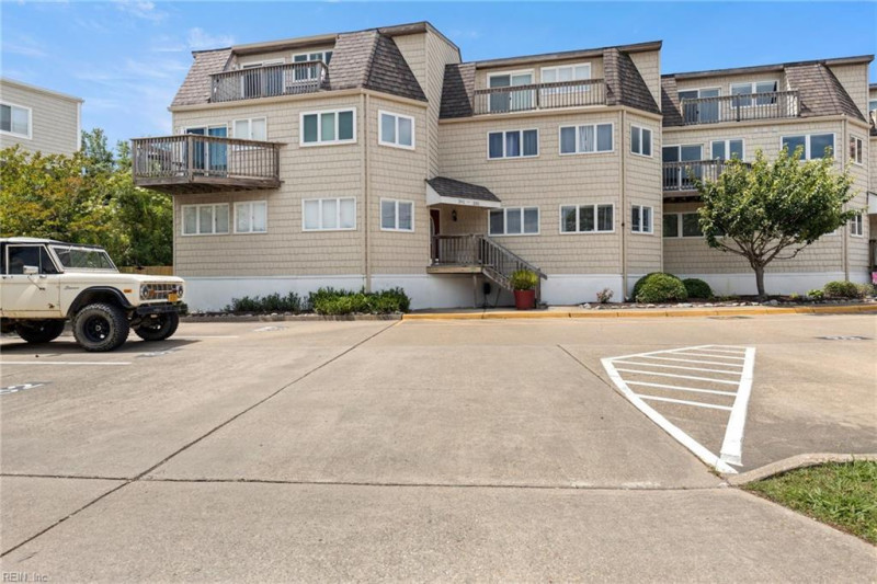 Photo 8 of 30 residential for sale in Virginia Beach virginia Photo 8 of 30 residential for sale in Virginia Beach virginia