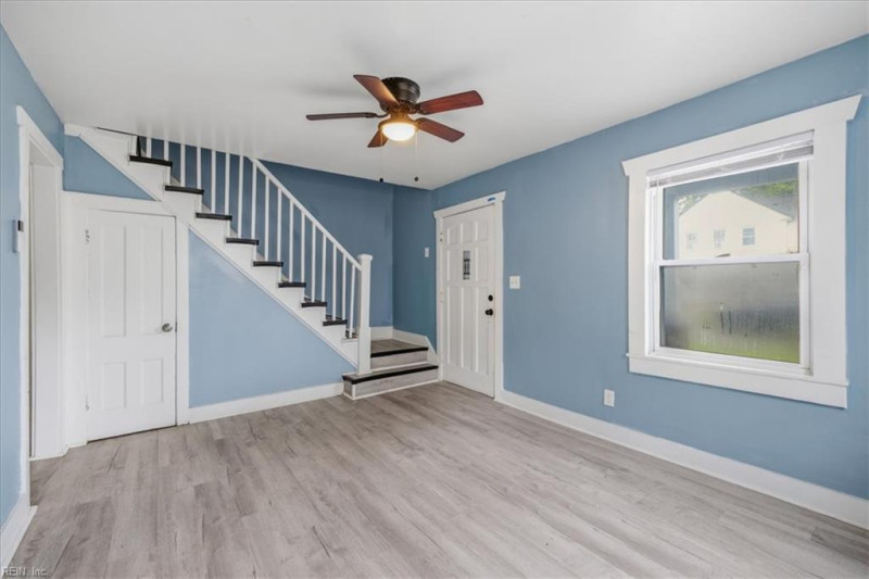 Photo 2 of 25 residential for sale in Portsmouth virginia