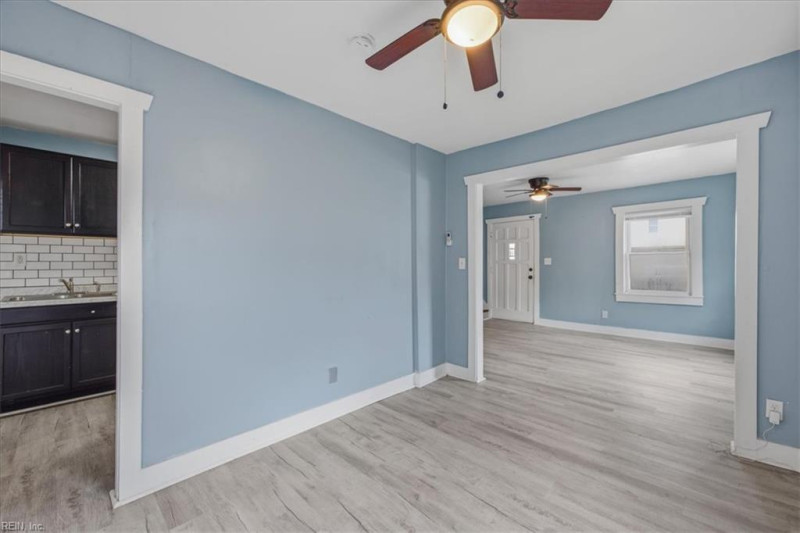 Photo 7 of 25 residential for sale in Portsmouth virginia