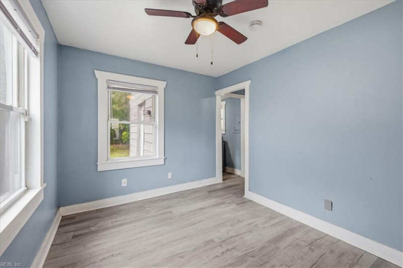 Photo 8 of 25 residential for sale in Portsmouth virginia
