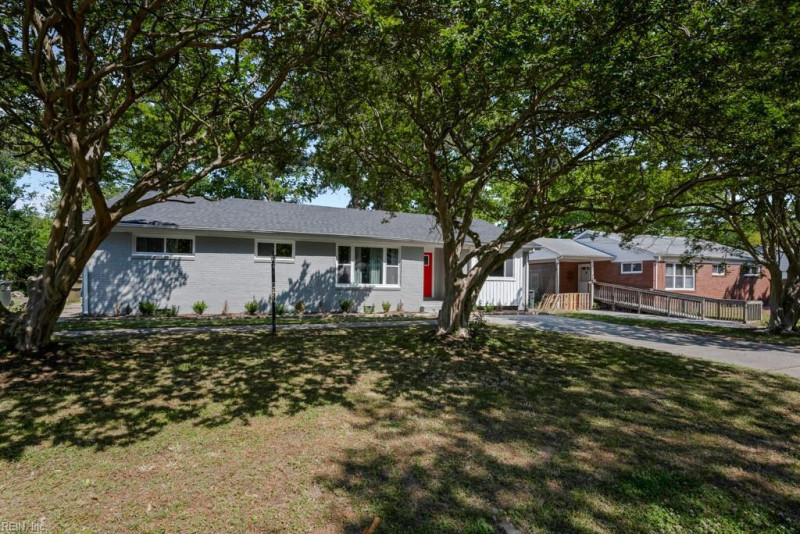 Photo 29 of 35 residential for sale in Norfolk virginia