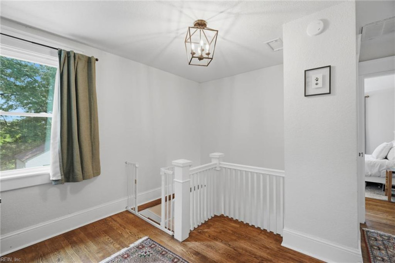 Photo 32 of 50 residential for sale in Portsmouth virginia
