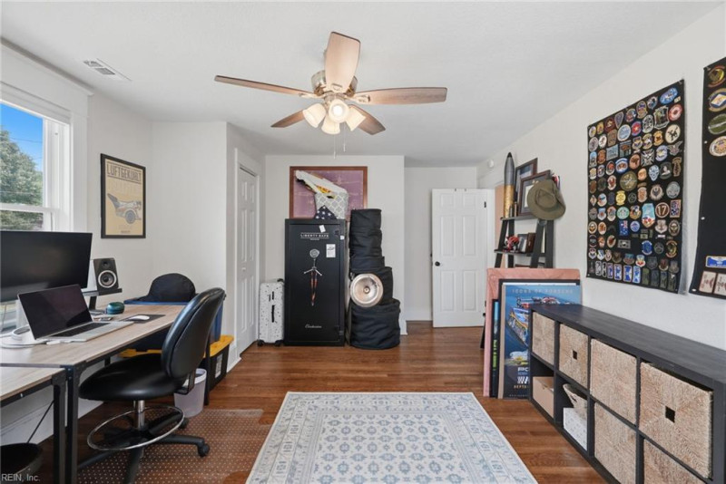 Photo 35 of 50 residential for sale in Portsmouth virginia