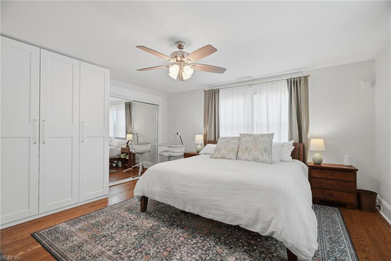 Photo 40 of 50 residential for sale in Portsmouth virginia