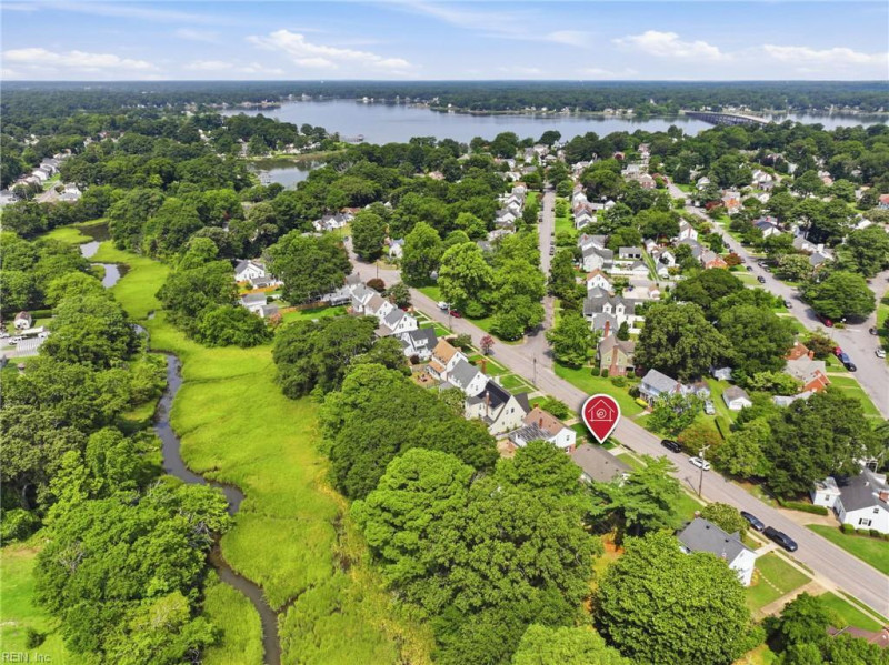 Photo 6 of 50 residential for sale in Portsmouth virginia