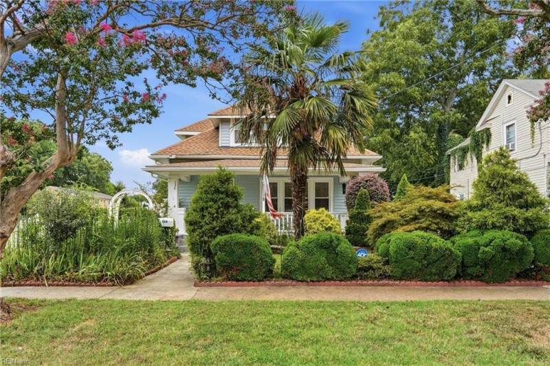 Photo 1 of 29 residential for sale in Norfolk virginia