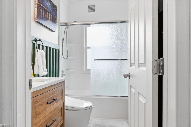 Photo 15 of 29 residential for sale in Norfolk virginia