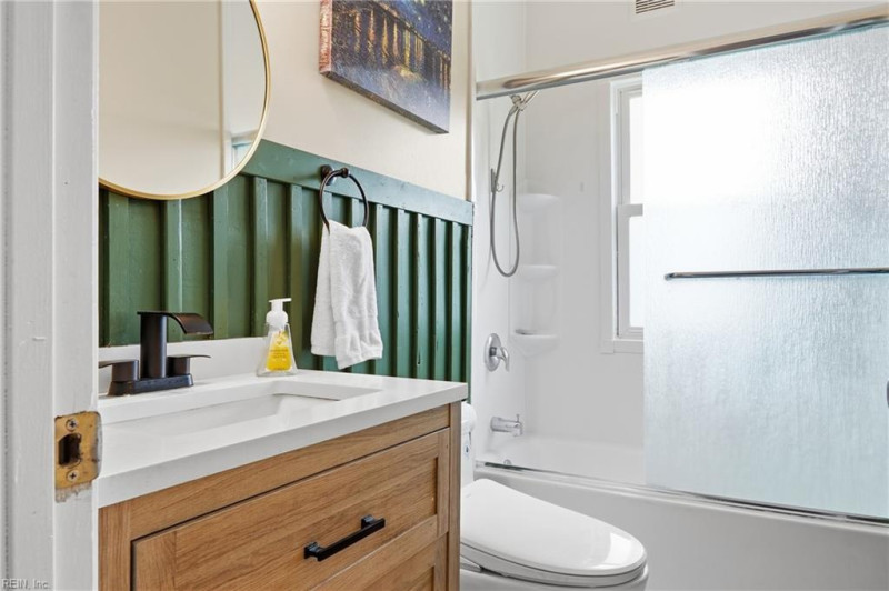 Photo 16 of 29 residential for sale in Norfolk virginia