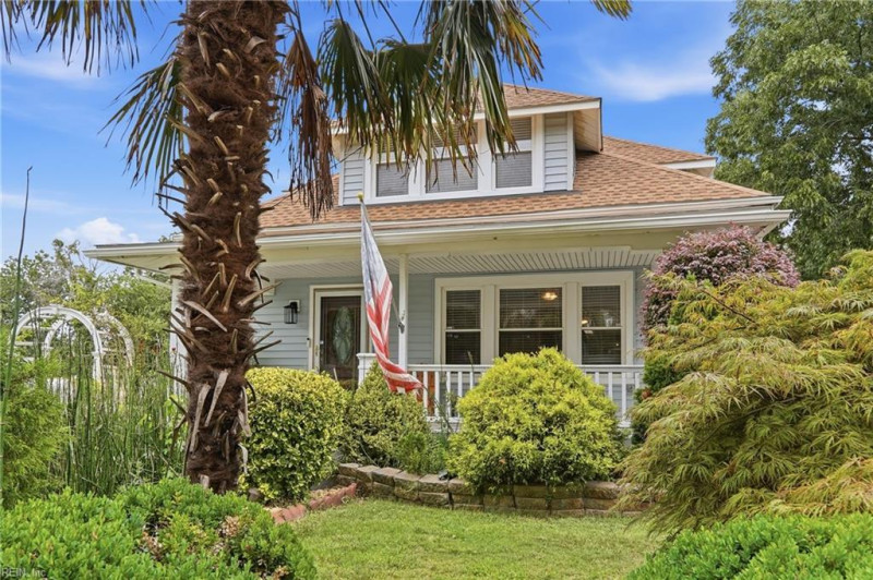 Photo 3 of 29 residential for sale in Norfolk virginia