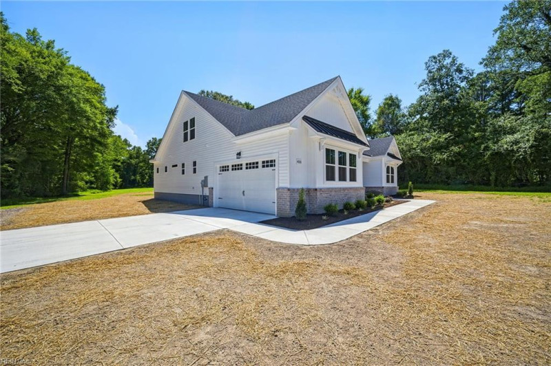 Photo 3 of 50 residential for sale in Chesapeake virginia Photo 3 of 50 residential for sale in Chesapeake virginia