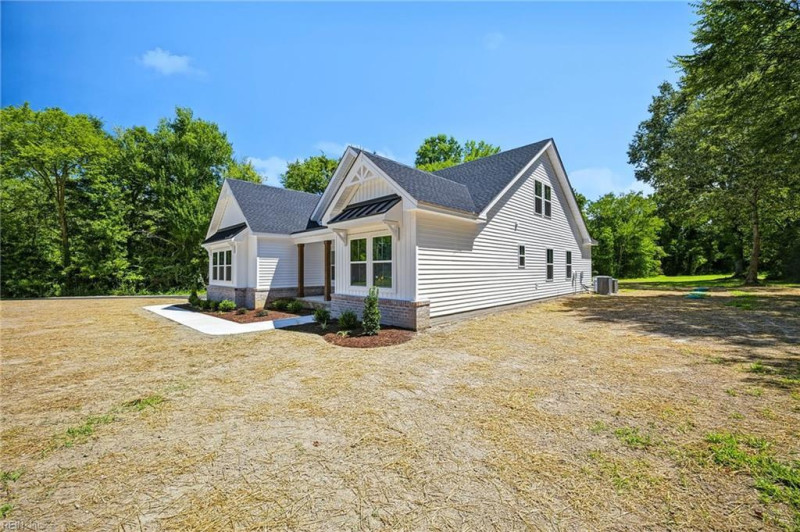 Photo 4 of 50 residential for sale in Chesapeake virginia Photo 4 of 50 residential for sale in Chesapeake virginia