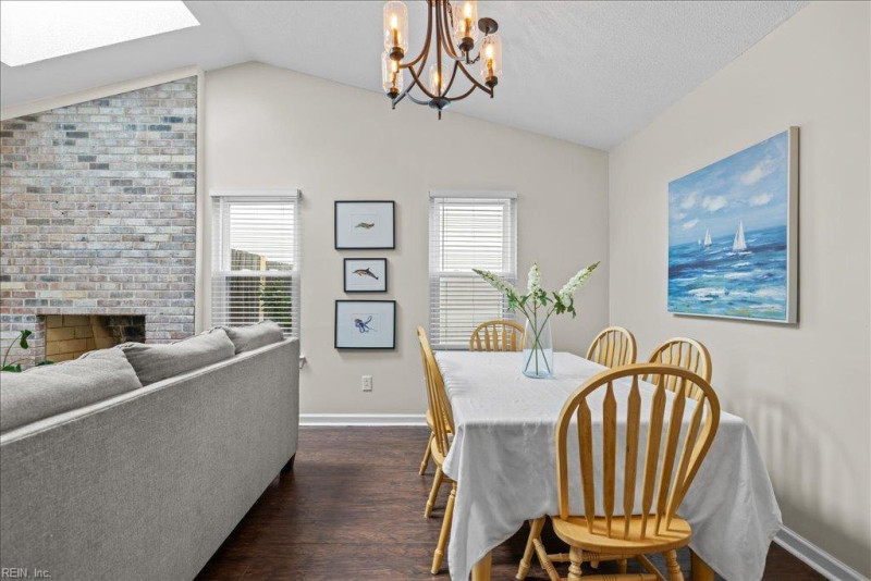 Photo 10 of 26 residential for sale in Virginia Beach virginia