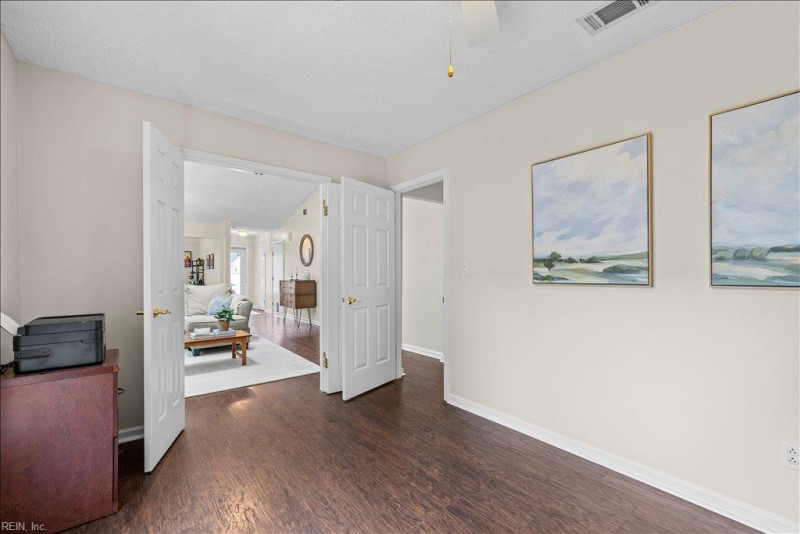 Photo 15 of 26 residential for sale in Virginia Beach virginia