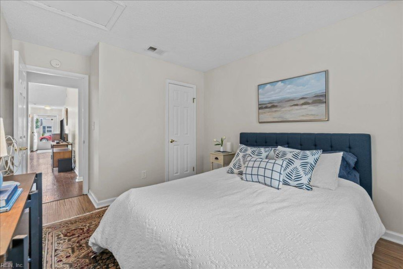 Photo 21 of 26 residential for sale in Virginia Beach virginia