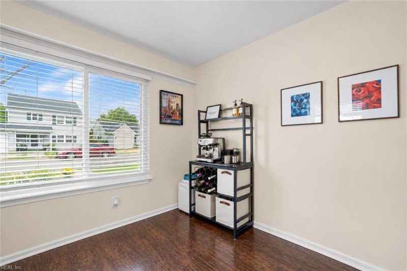 Photo 8 of 26 residential for sale in Virginia Beach virginia