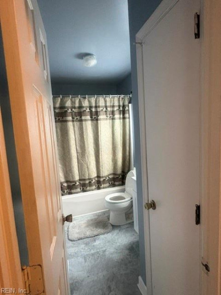 Photo 11 of 26 residential for sale in Newport News virginia