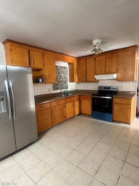 Photo 14 of 26 residential for sale in Newport News virginia