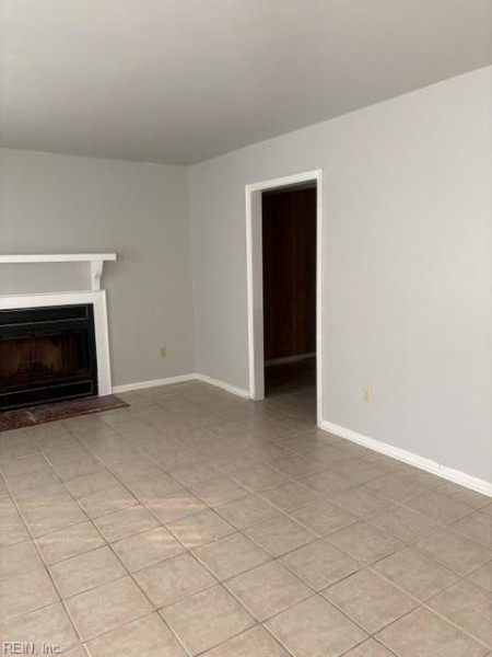 Photo 17 of 26 residential for sale in Newport News virginia