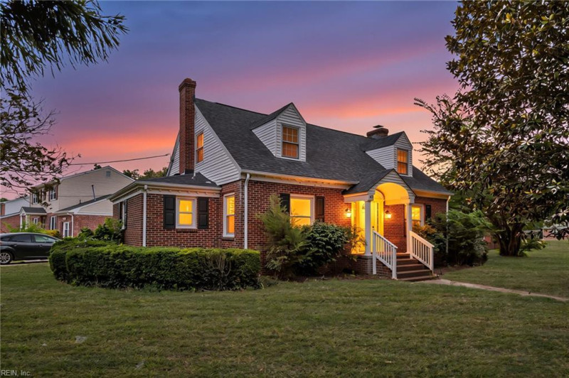 Photo 1 of 30 residential for sale in Poquoson virginia