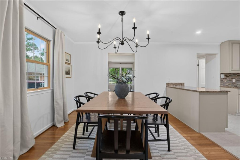 Photo 10 of 44 residential for sale in Hampton virginia