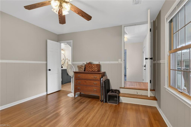 Photo 23 of 44 residential for sale in Hampton virginia