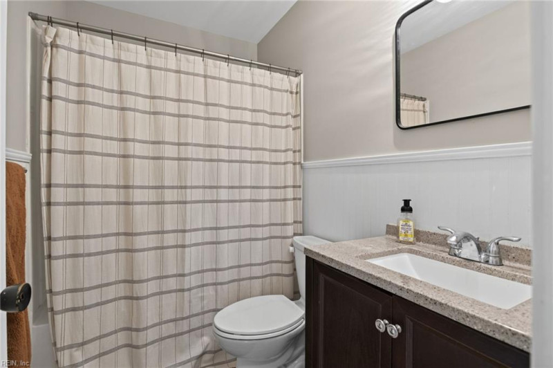 Photo 24 of 44 residential for sale in Hampton virginia