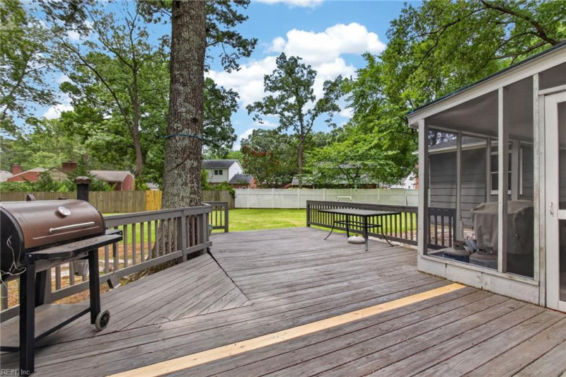 Photo 36 of 44 residential for sale in Hampton virginia