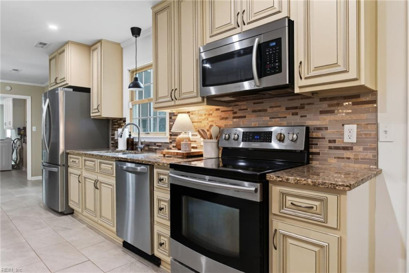 Photo 5 of 44 residential for sale in Hampton virginia