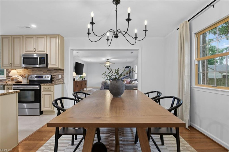Photo 9 of 44 residential for sale in Hampton virginia