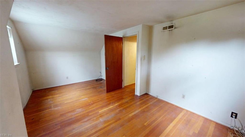 Photo 31 of 50 residential for sale in Norfolk virginia Photo 31 of 50 residential for sale in Norfolk virginia