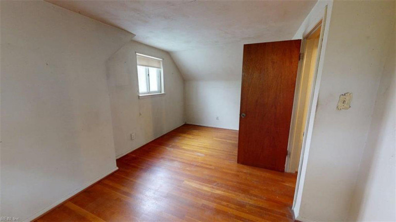 Photo 32 of 50 residential for sale in Norfolk virginia Photo 32 of 50 residential for sale in Norfolk virginia