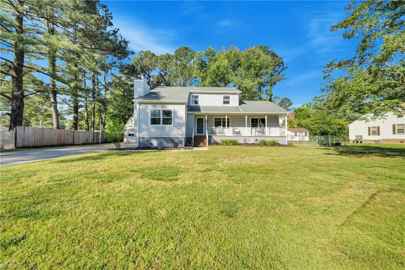 Photo 2 of 24 residential for sale in Poquoson virginia