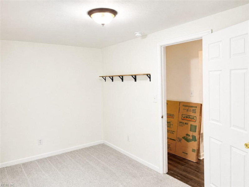 Photo 12 of 24 residential for sale in Portsmouth virginia