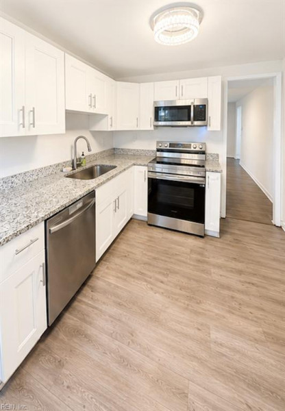 Photo 8 of 24 residential for sale in Portsmouth virginia
