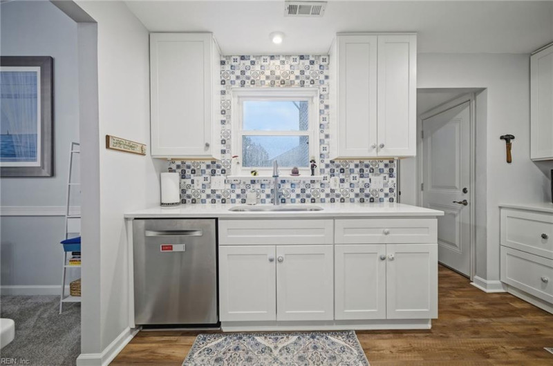 Photo 15 of 50 residential for sale in Chesapeake virginia Photo 15 of 50 residential for sale in Chesapeake virginia