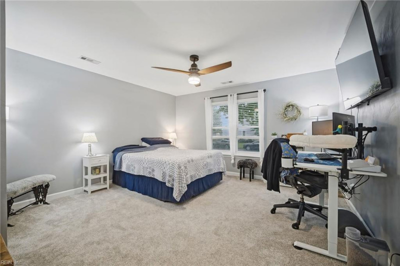 Photo 17 of 50 residential for sale in Chesapeake virginia Photo 17 of 50 residential for sale in Chesapeake virginia