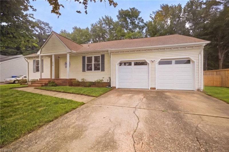 Photo 5 of 50 residential for sale in Chesapeake virginia Photo 5 of 50 residential for sale in Chesapeake virginia