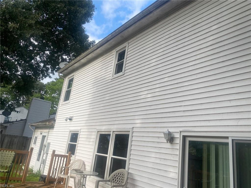 Photo 7 of 12 residential for sale in Hampton virginia