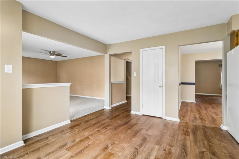 Photo 14 of 40 residential for sale in Virginia Beach virginia