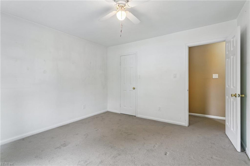 Photo 31 of 40 residential for sale in Virginia Beach virginia