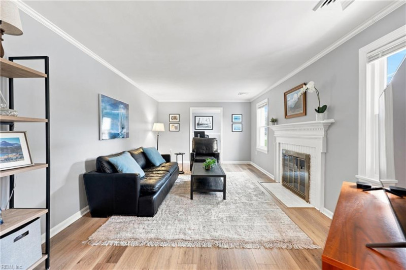 Photo 18 of 42 residential for sale in Virginia Beach virginia