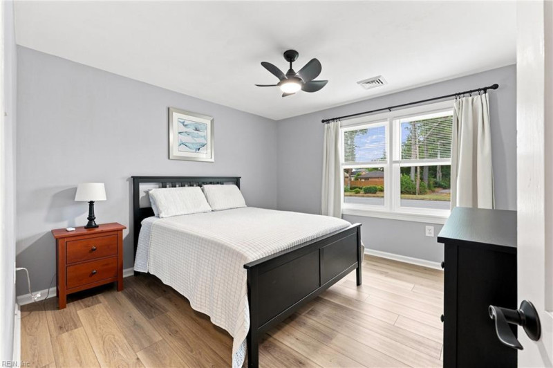 Photo 27 of 42 residential for sale in Virginia Beach virginia