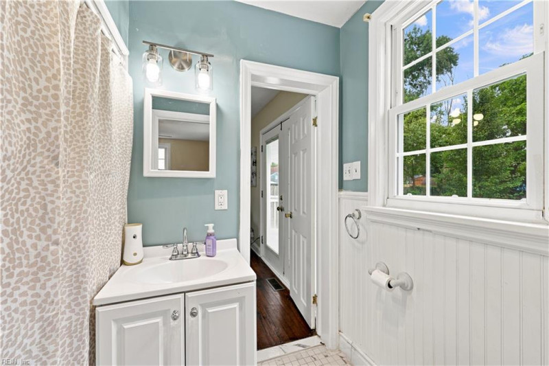 Photo 15 of 26 residential for sale in Portsmouth virginia Photo 15 of 26 residential for sale in Portsmouth virginia