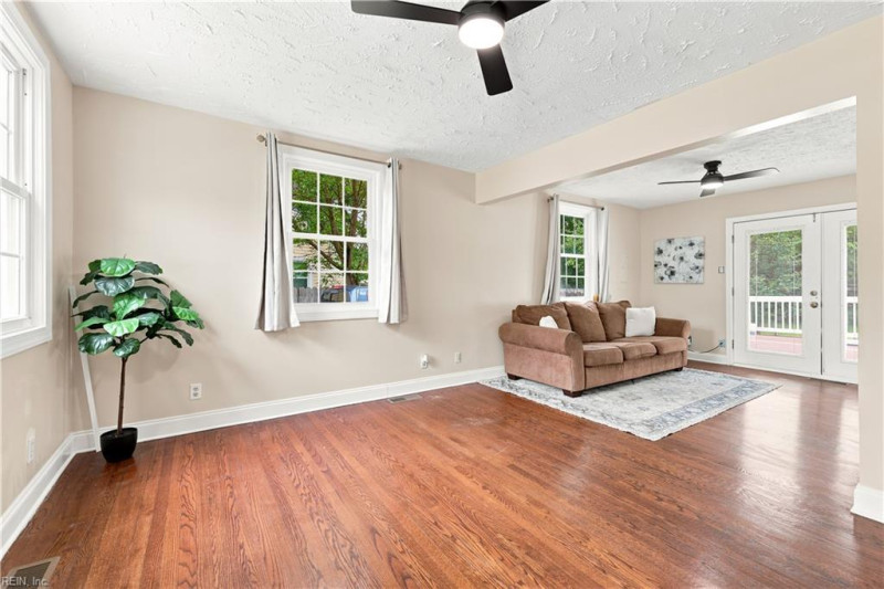 Photo 5 of 26 residential for sale in Portsmouth virginia Photo 5 of 26 residential for sale in Portsmouth virginia
