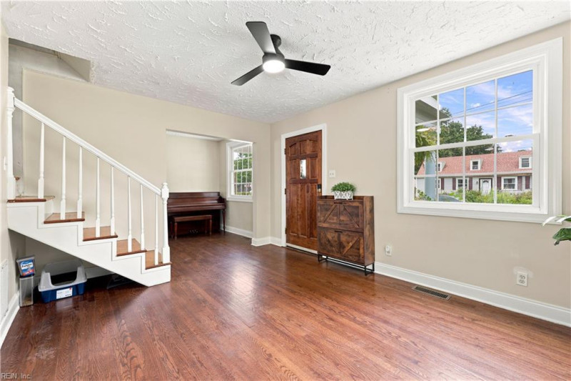 Photo 7 of 26 residential for sale in Portsmouth virginia Photo 7 of 26 residential for sale in Portsmouth virginia