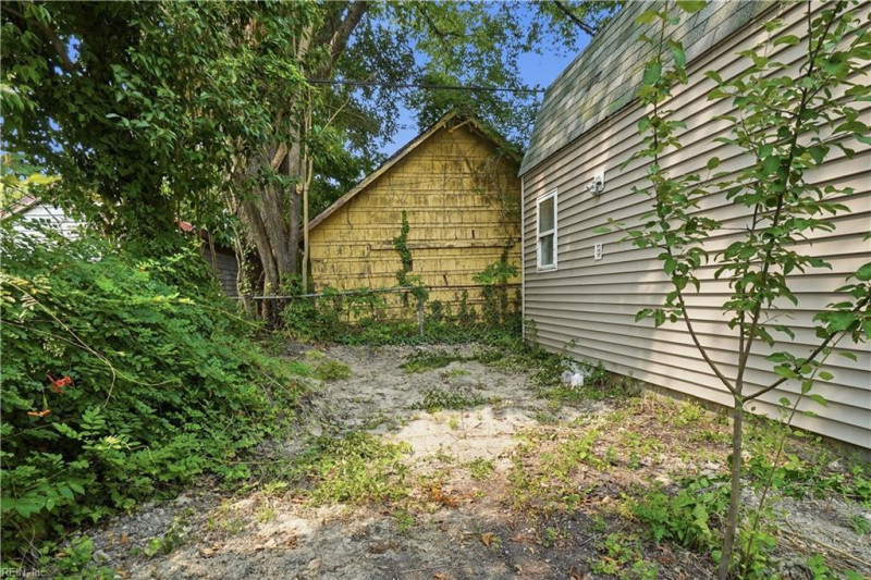 Photo 33 of 35 residential for sale in Norfolk virginia Photo 33 of 35 residential for sale in Norfolk virginia