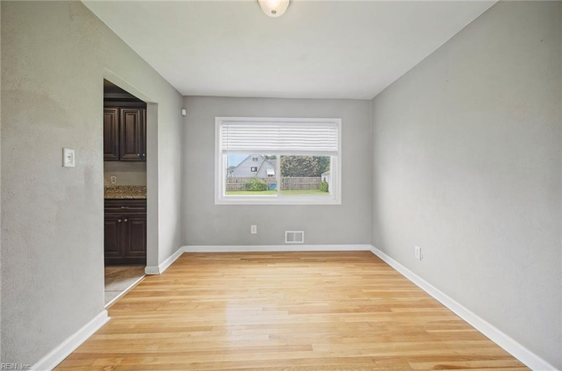 Photo 9 of 32 residential for sale in Virginia Beach virginia Photo 9 of 32 residential for sale in Virginia Beach virginia