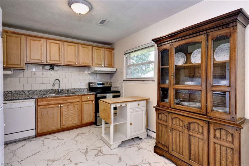 Photo 12 of 50 residential for sale in Newport News virginia