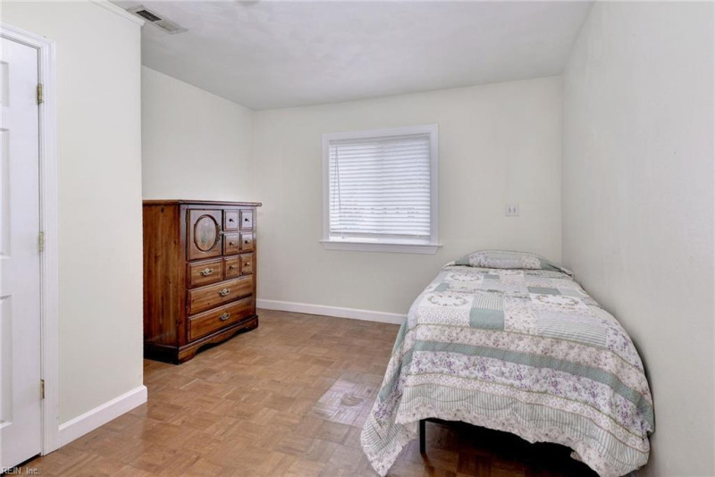Photo 20 of 50 residential for sale in Newport News virginia