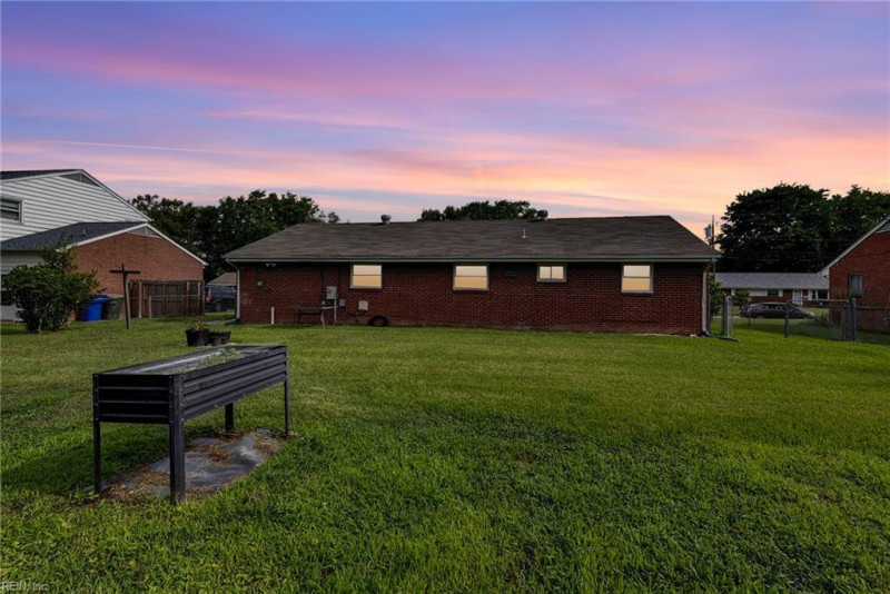 Photo 4 of 50 residential for sale in Newport News virginia